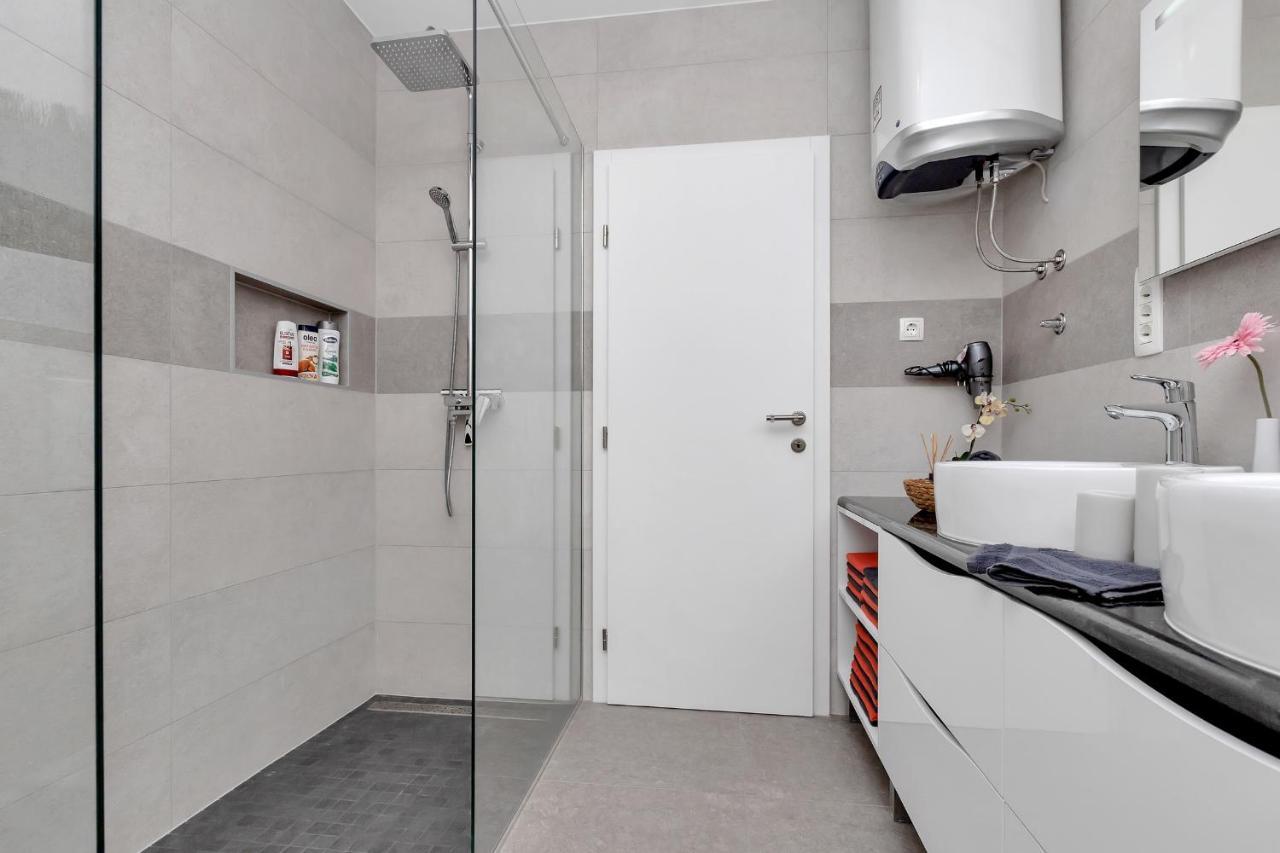 Luxury Apartment Sidro With Free Beach Parking Makarska Exteriör bild