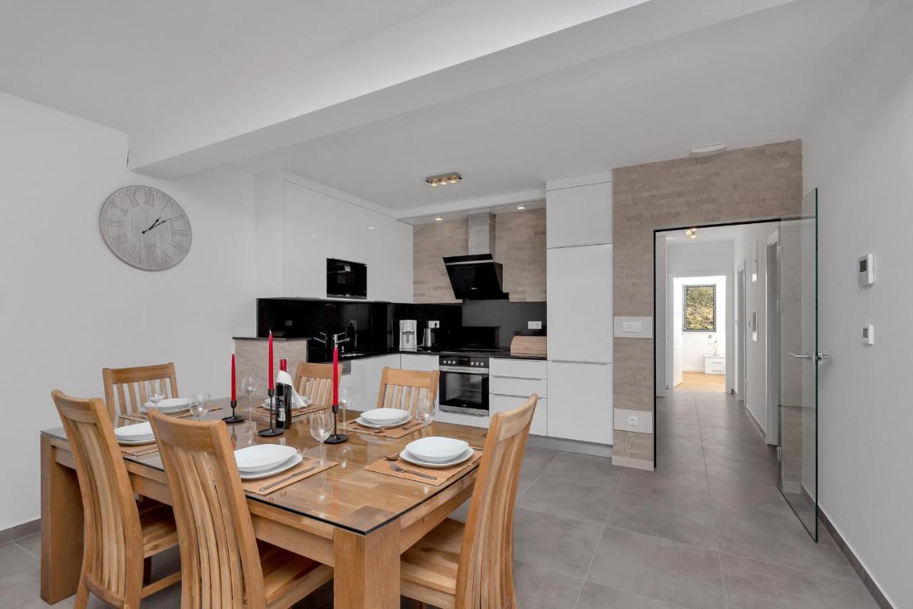 Luxury Apartment Sidro With Free Beach Parking Makarska Exteriör bild
